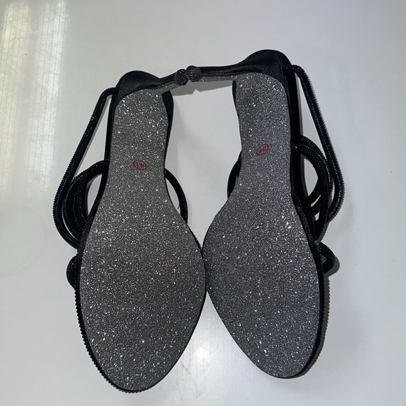 Black Wrap Around Heels - Picture 7 of 10